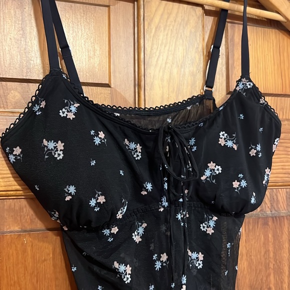 Hollister Mesh Bodysuit - Picture 2 of 6